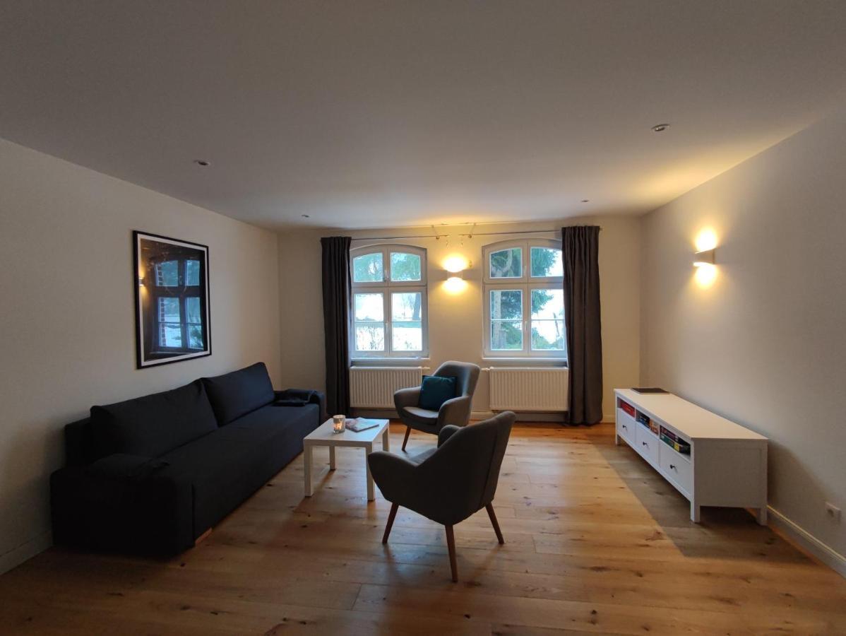 Forsthaus Zartwitzer Huette Apartment Рехлин Екстериор снимка